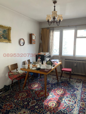 2 slaapkamers Reduta, Sofia 4