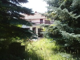 Casa Godech, región Sofia 3