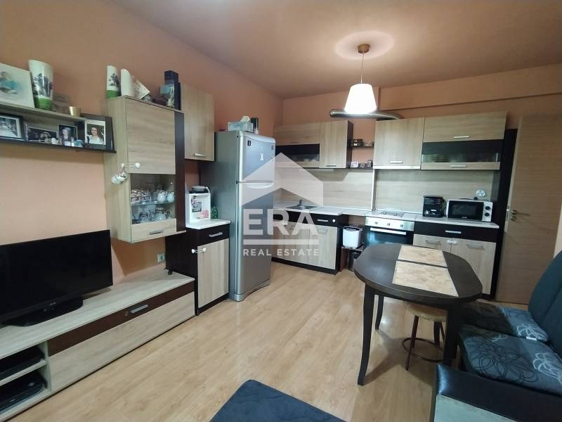 Продава  2-стаен град Варна , Възраждане 1 , 57 кв.м | 77980523