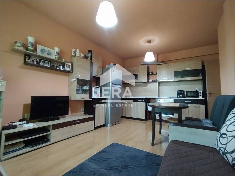 Продава  2-стаен град Варна , Възраждане 1 , 57 кв.м | 77980523 - изображение [2]