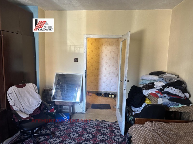 Продава 3-СТАЕН, гр. Кърджали, Център