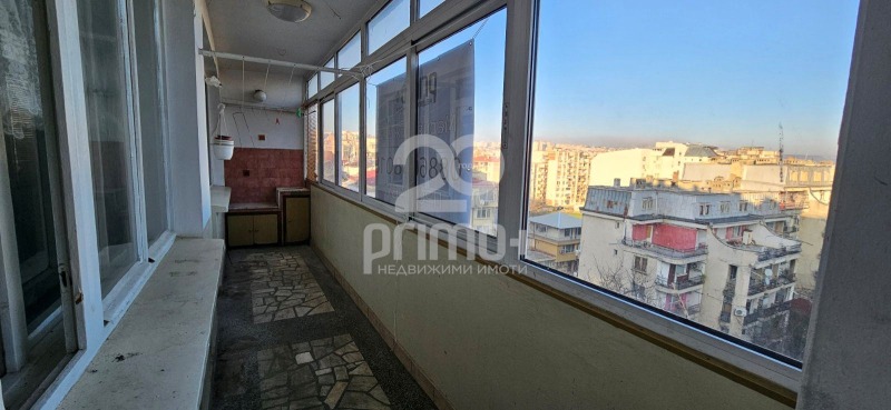 Продава 4-СТАЕН, гр. Велико Търново, Бузлуджа, снимка 2 - Апартаменти - 52815442