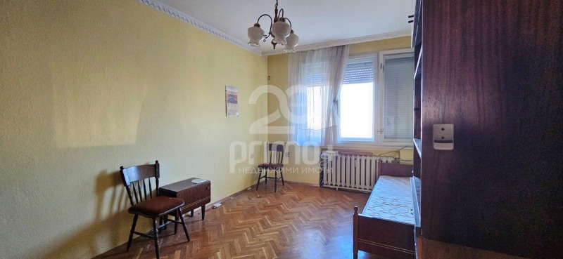 Продава 4-СТАЕН, гр. Велико Търново, Бузлуджа, снимка 11 - Апартаменти - 52815442