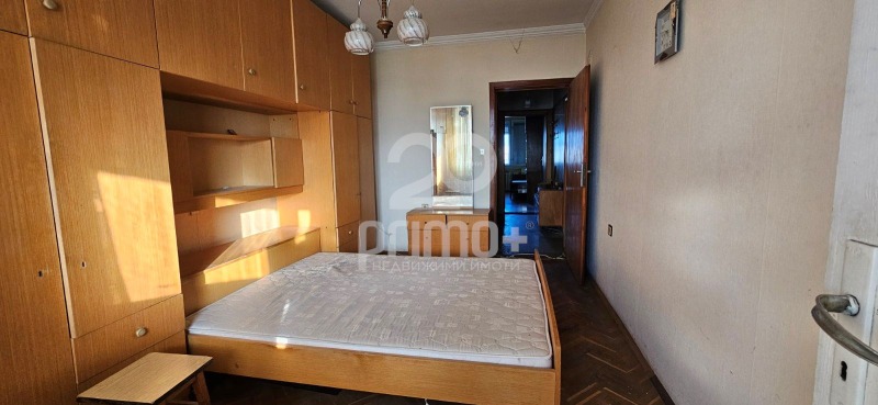 Продава 4-СТАЕН, гр. Велико Търново, Бузлуджа, снимка 14 - Апартаменти - 52815442