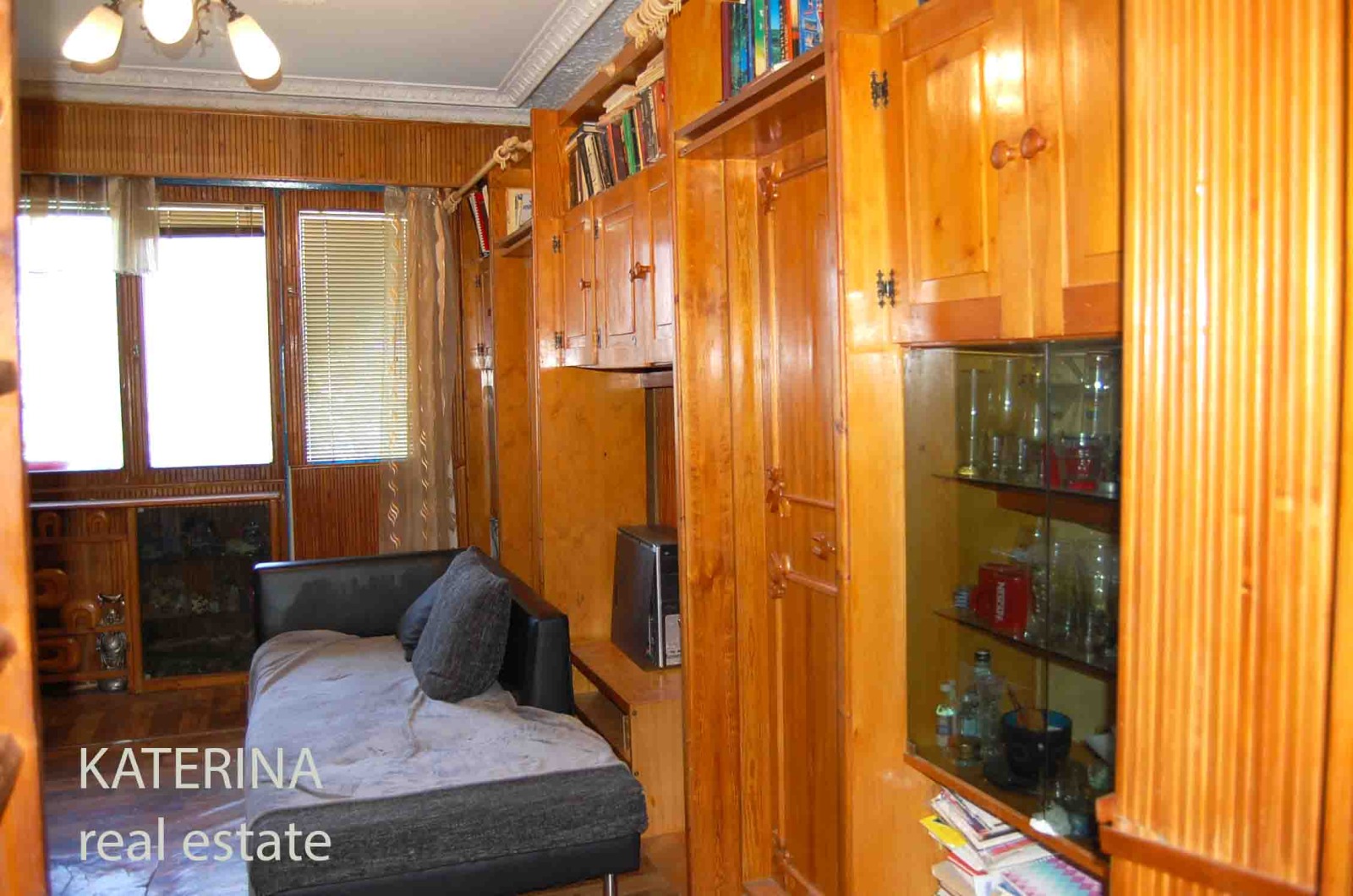 Продава 2-СТАЕН, гр. София, Дружба 1, снимка 2 - Апартаменти - 55980533
