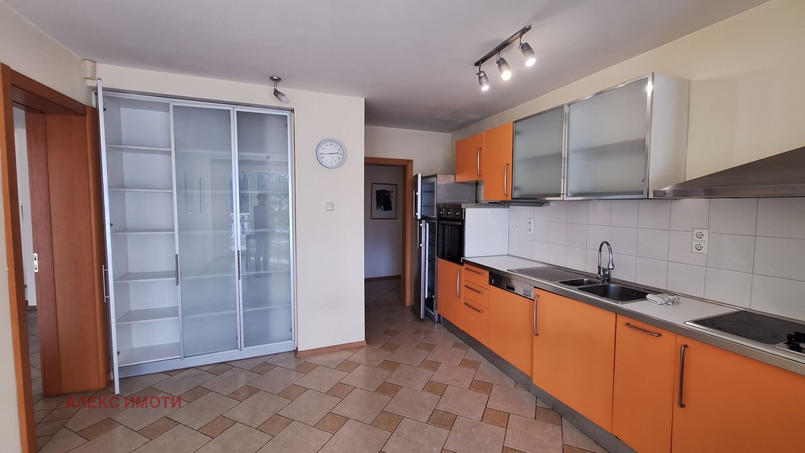 Продава 4-СТАЕН, гр. София, Витоша, снимка 8 - Апартаменти - 54643029