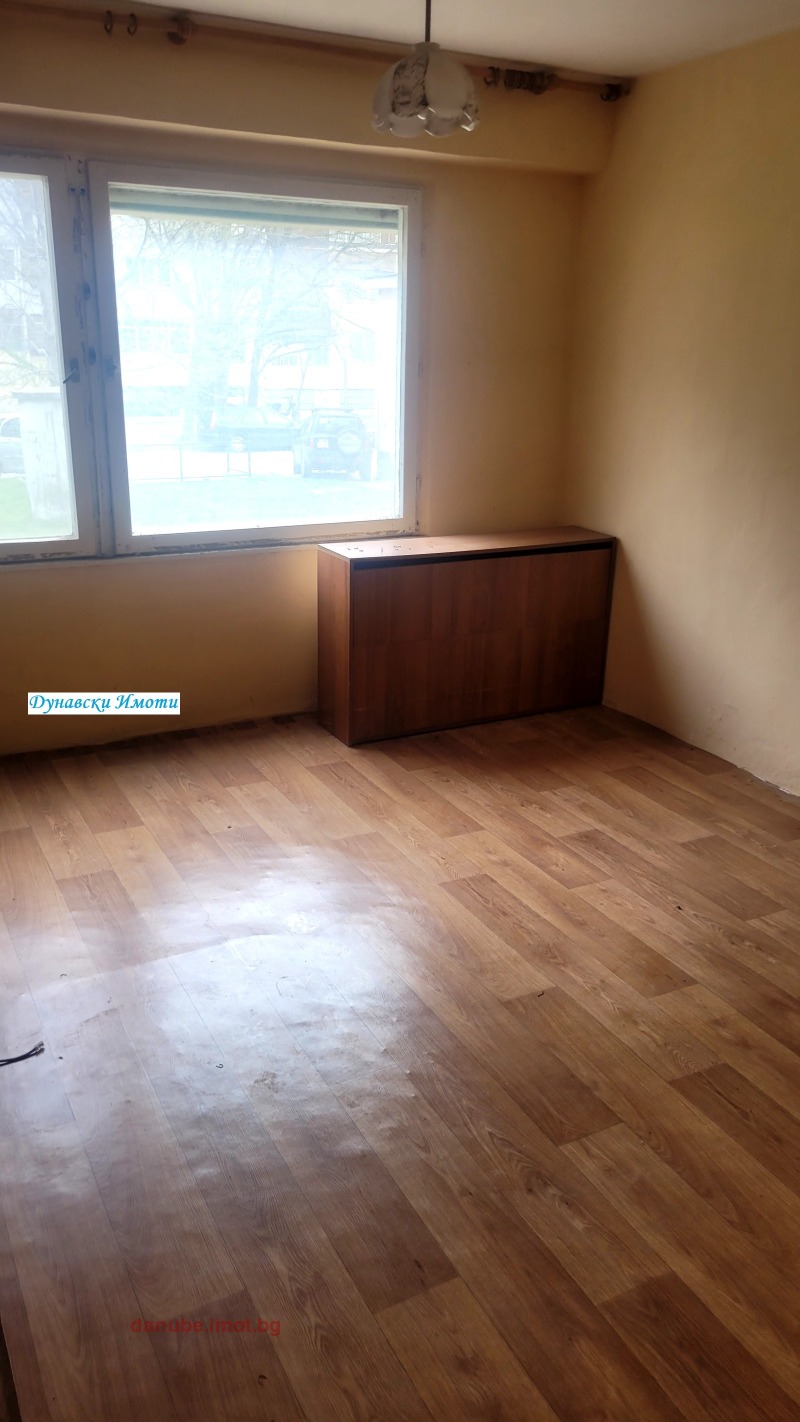 Продава 2-СТАЕН, гр. Русе, Чародейка - Юг, снимка 2 - Апартаменти - 53326925