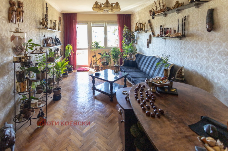 Na prodej  2 ložnice Sofia , Bakston , 79 m2 | 71989732 - obraz [2]