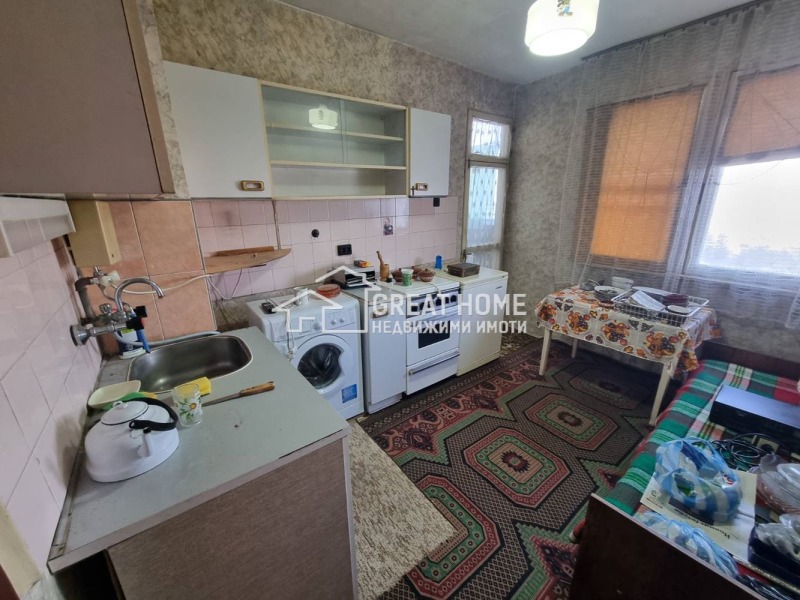 Till salu  3 sovrum Targovistje , Zapad 2 , 76 kvm | 77931500 - bild [4]