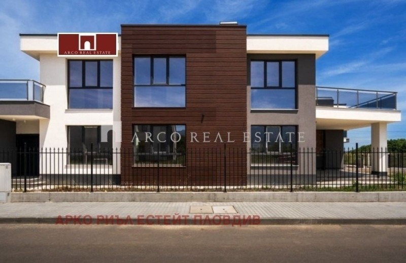 Продава  Къща град Пловдив , Остромила , 407 кв.м | 20229395
