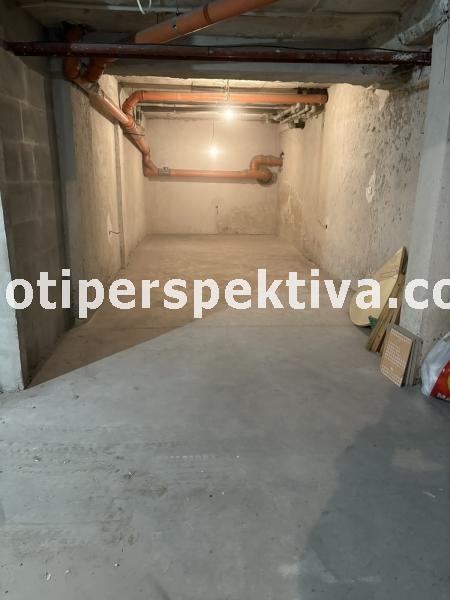 Zu verkaufen  Garage Plowdiw , Karschijaka , 24 qm | 63921921