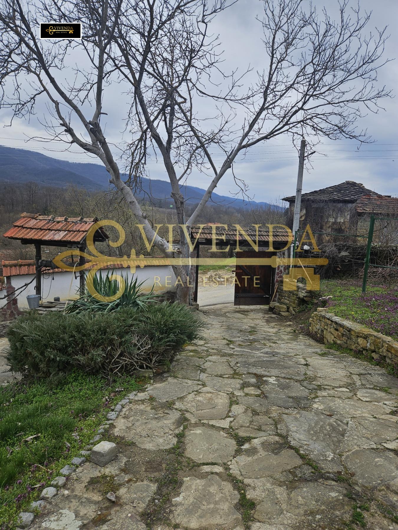 Продава КЪЩА, с. Голец, област Ловеч, снимка 15 - Къщи - 54132947