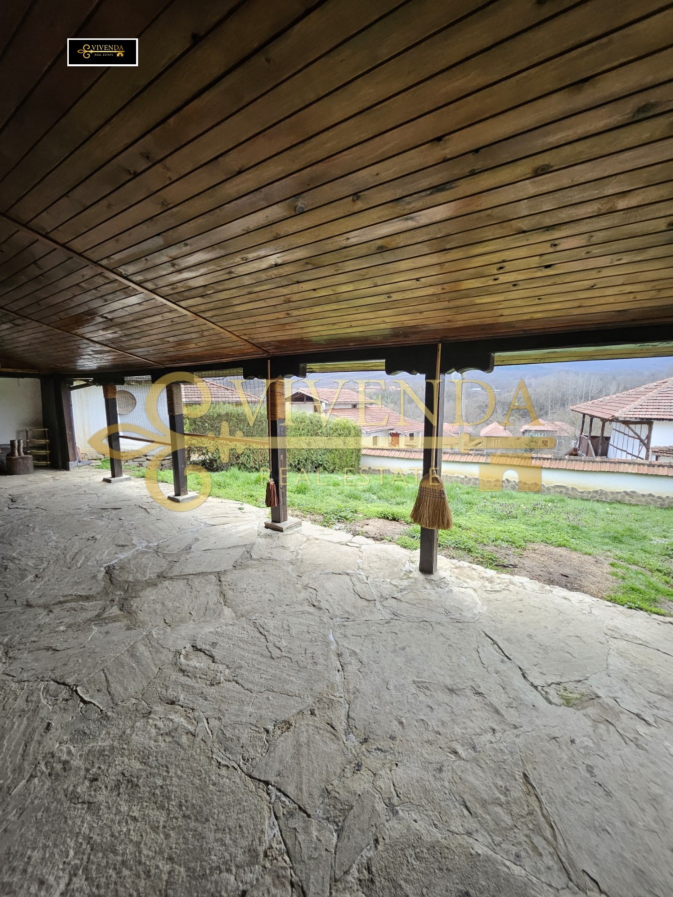 Продава КЪЩА, с. Голец, област Ловеч, снимка 4 - Къщи - 54132947