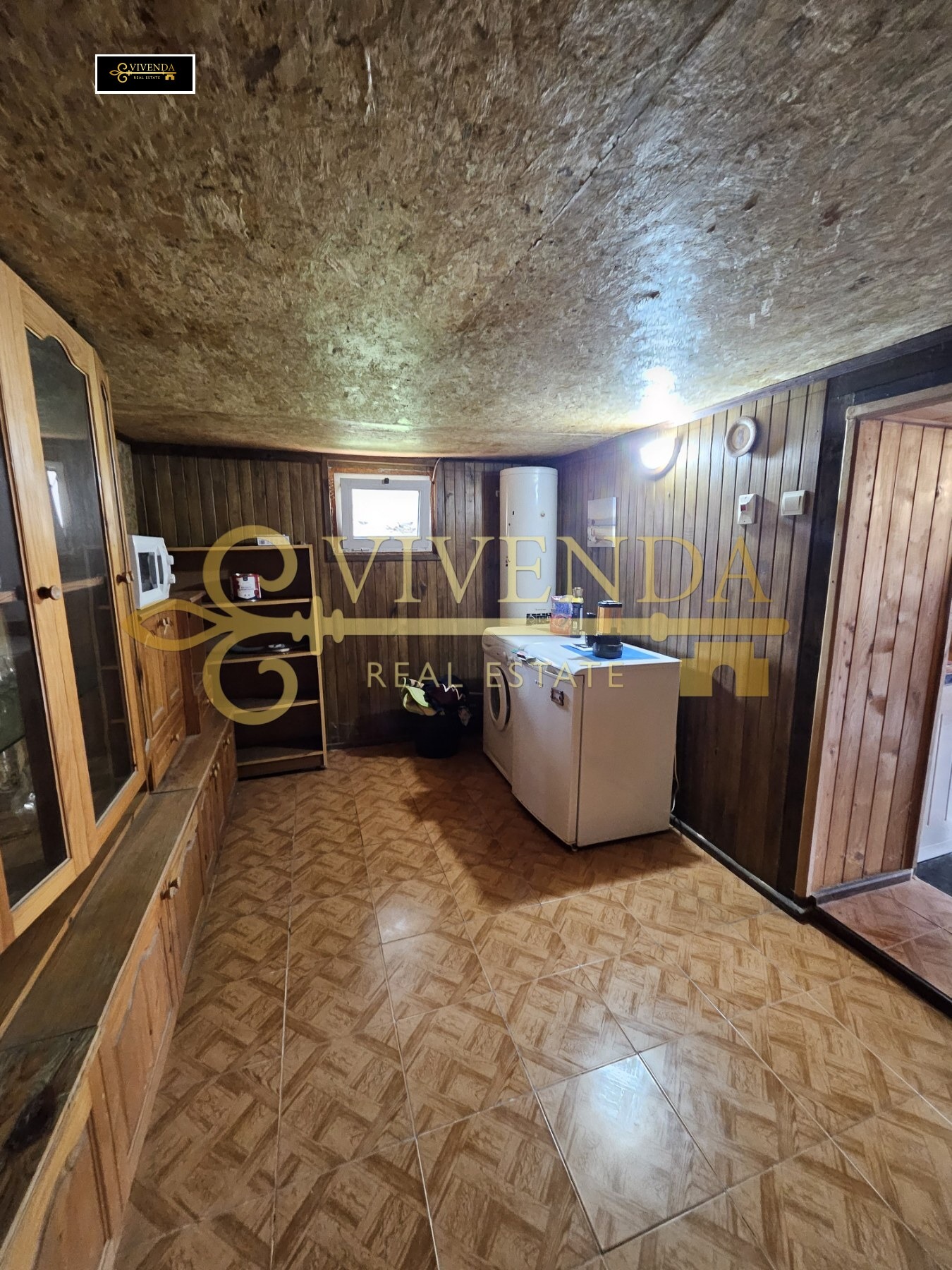 Продава КЪЩА, с. Голец, област Ловеч, снимка 6 - Къщи - 54132947