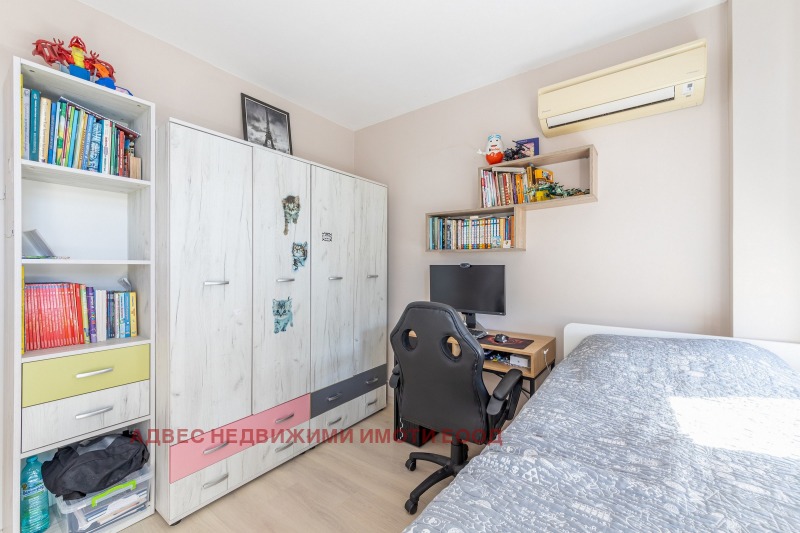 Продава 3-СТАЕН, гр. Варна, Цветен квартал, снимка 12 - Апартаменти - 52274214