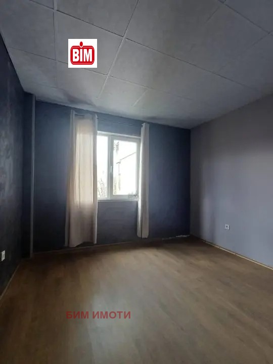 Продава 4-СТАЕН, гр. Пловдив, Христо Смирненски, снимка 2 - Апартаменти - 53165822