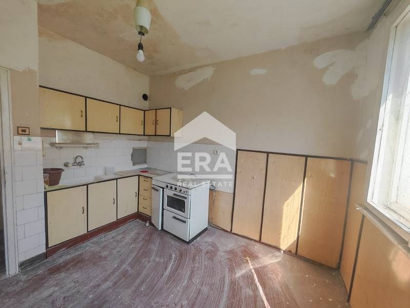 Продава 4-СТАЕН, гр. Силистра, Център, снимка 2 - Апартаменти - 53269151