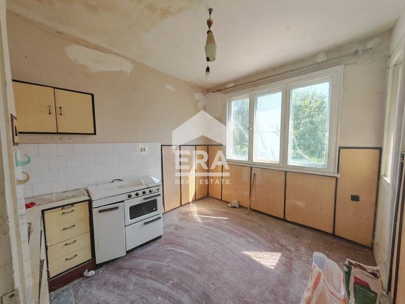 Продава 4-СТАЕН, гр. Силистра, Център, снимка 3 - Апартаменти - 53269151