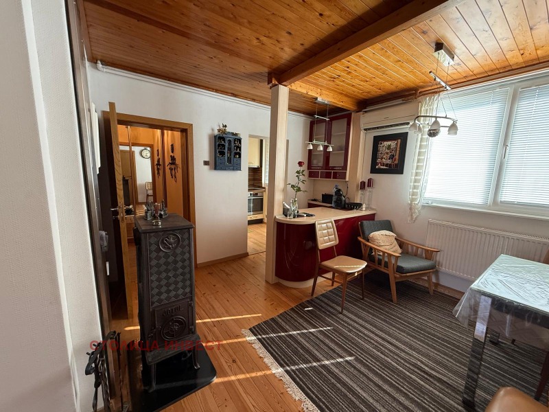 Na sprzedaż  Piętro domu Ruse , Rodina 2 , 75 mkw | 98729161 - obraz [7]