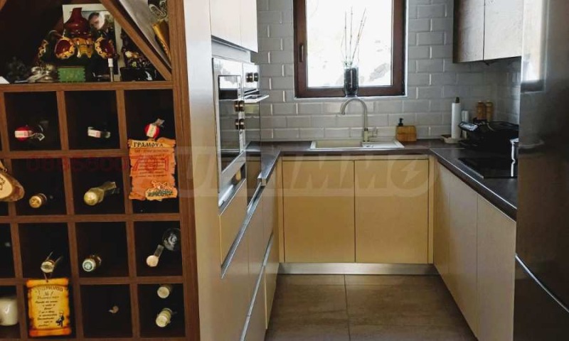 Eladó  Ház Sofia , Kokaljane , 260 négyzetméter | 61913379 - kép [4]