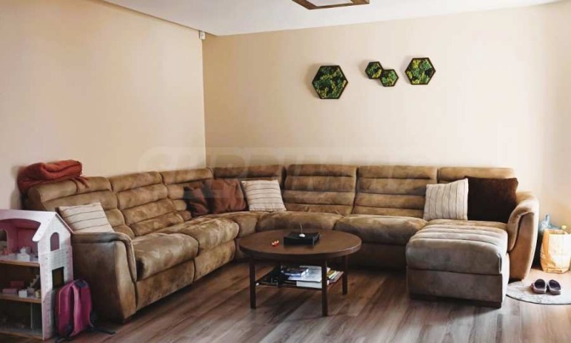 Eladó  Ház Sofia , Kokaljane , 260 négyzetméter | 61913379 - kép [2]