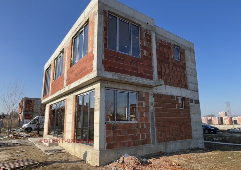 Продава КЪЩА, гр. Пловдив, Беломорски, снимка 2 - Къщи - 53252626