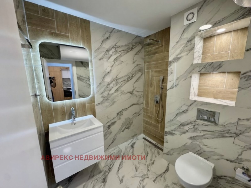 Продава 2-СТАЕН, гр. Пловдив, Кючук Париж, снимка 2 - Апартаменти - 53535948