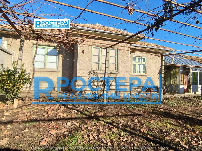 Продава  Къща, област Търговище, с. Светлен • 57 000 лв. • ID 72866492 — holmes.bg - [1] 