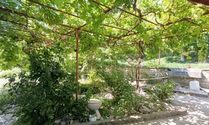 Till salu  Hus region Veliko Tarnovo , Momin sbor , 200 kvm | 28356188 - bild [6]