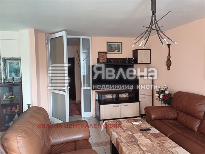 Продава КЪЩА, гр. София, Бъкстон, снимка 2 - Къщи - 53652276