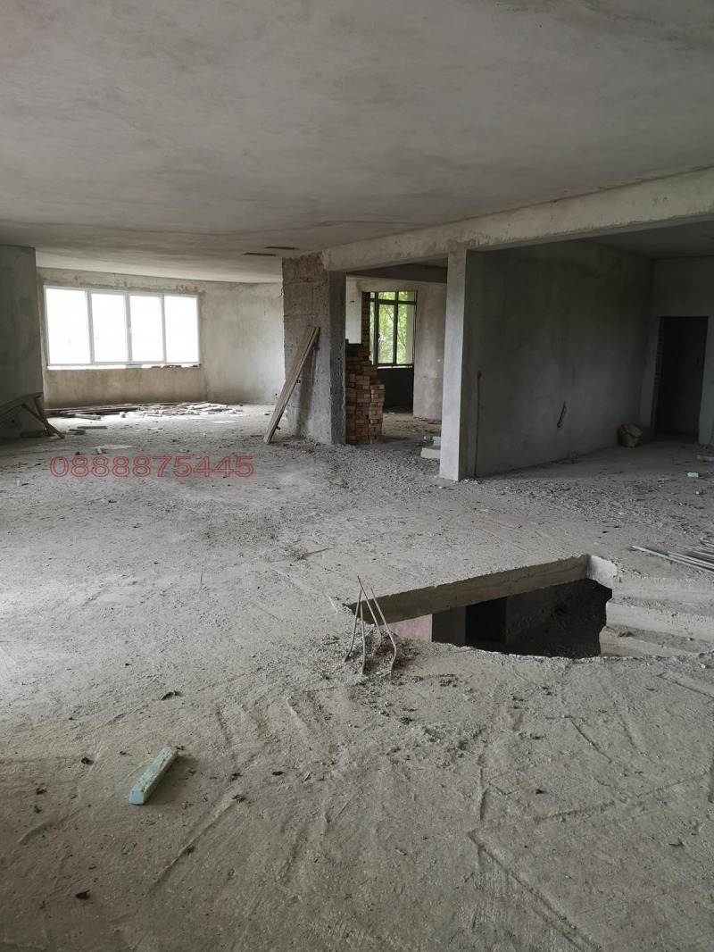 Продава ВИЛА, с. Малък Поровец, област Разград, снимка 5 - Вили - 52797548