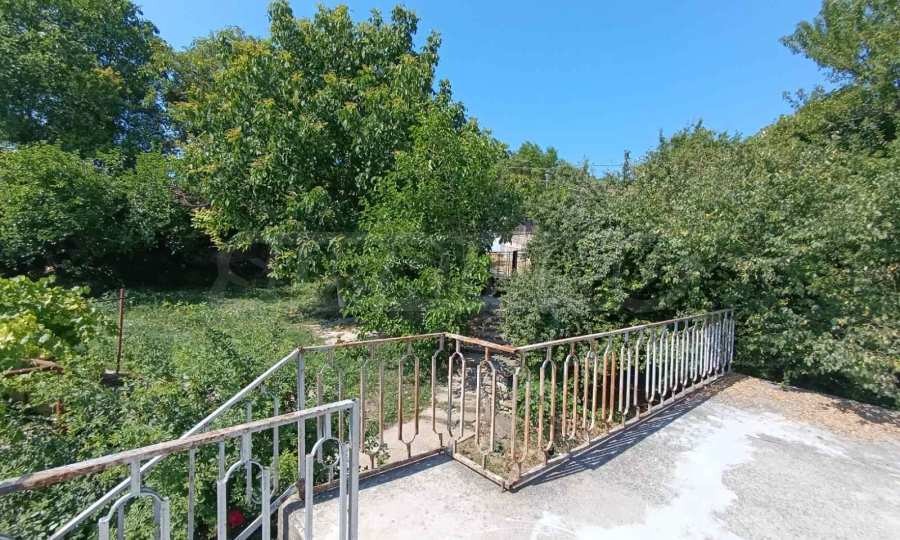 Продава КЪЩА, с. Момин сбор, област Велико Търново, снимка 2 - Къщи - 50545756