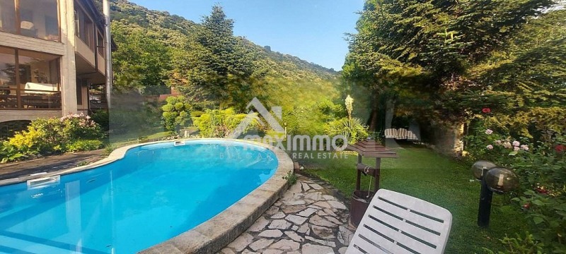 Продава КЪЩА в град Варна, Аспарухово - 210 кв.м / 508 000 € » 993 561.64 лв., МАКСИММО БЪЛГАРИЯ ЕООД