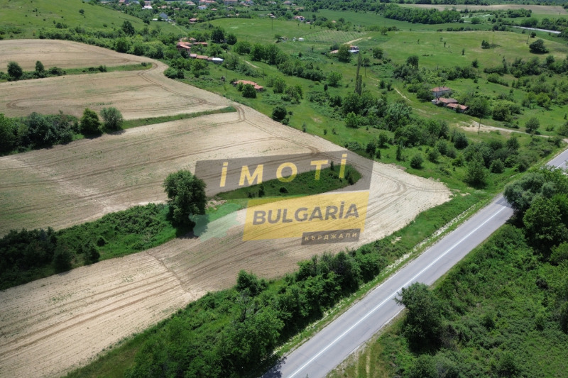 Продава ПАРЦЕЛ в област Кърджали, с. Черноочене - 11399 кв.м / 137 000 € » 267 948.71 лв., ИМОТИБЪЛГАРИЯКЪРДЖАЛИ
