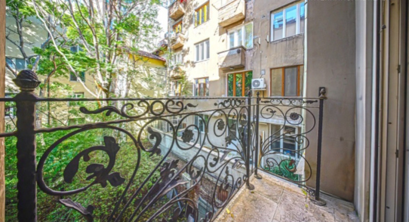 Eladó  2 hálószobás Sofia , Centar , 85 négyzetméter | 88972003 - kép [4]