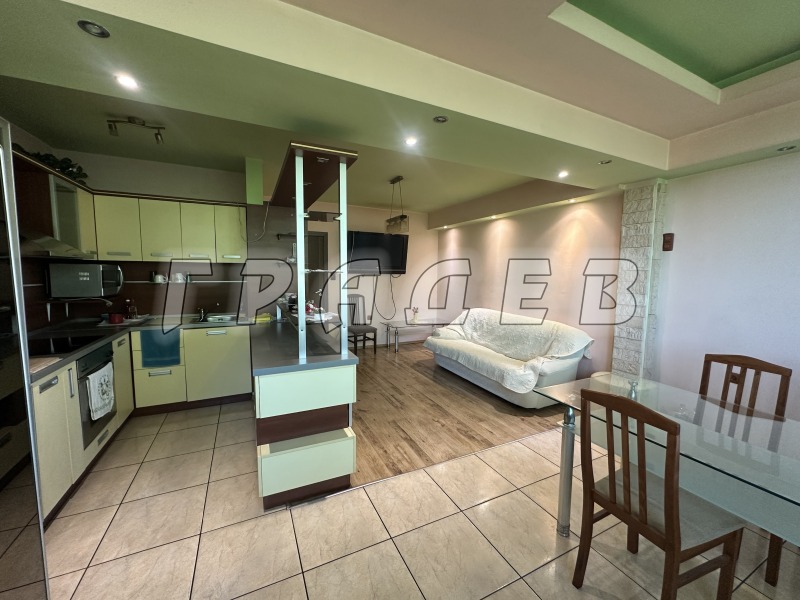 Satılık  2 yatak odası Ruse , Centar , 94 metrekare | 33340109