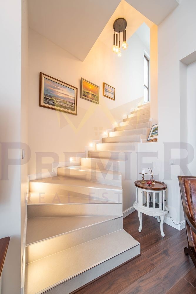 In vendita  Maisonette Varna , Briz , 350 mq | 40405344 - Immagine [4]