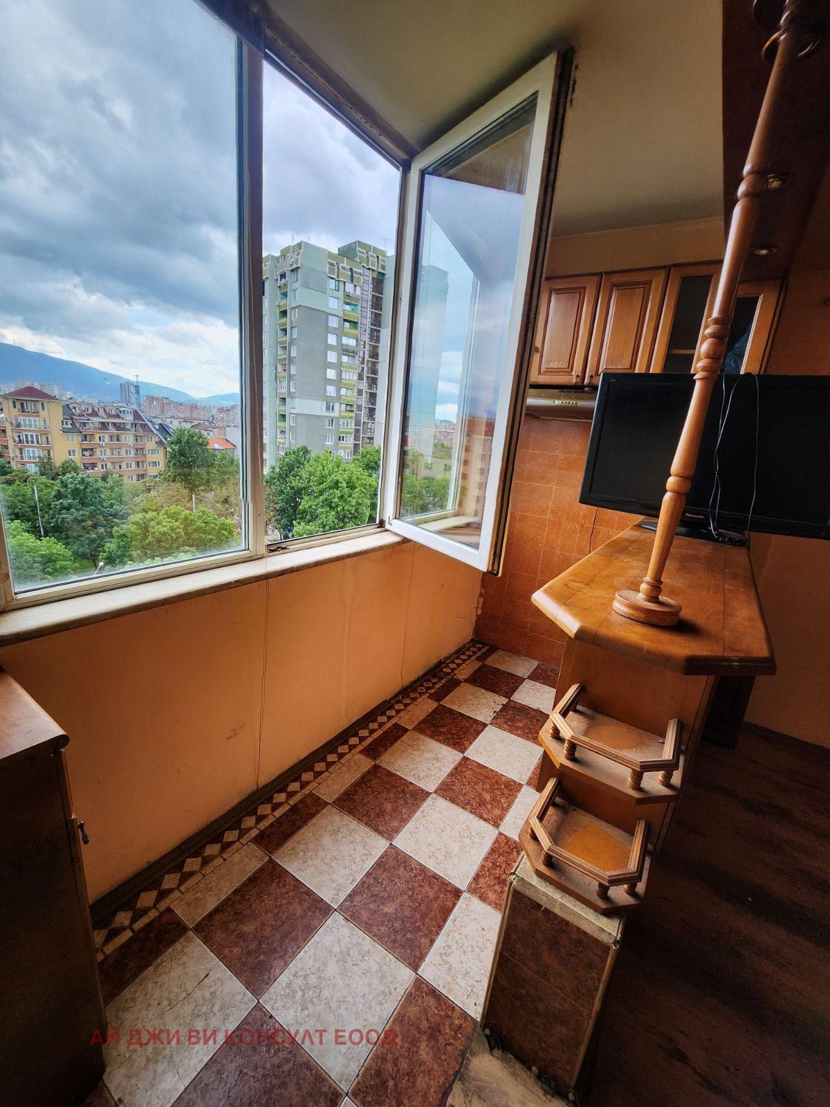 Продава 2-СТАЕН, гр. София, Банишора, снимка 2 - Апартаменти - 54779631