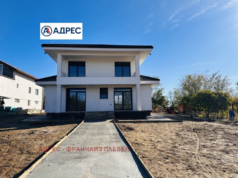 Продава КЪЩА, област Плевен, с. Гривица • 275000 € / 537853.25 лв. • 98533952 1