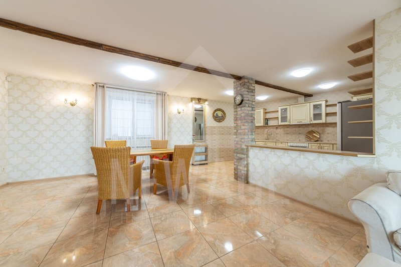 Продава КЪЩА, с. Баново, област Варна, снимка 3 - Къщи - 52981672