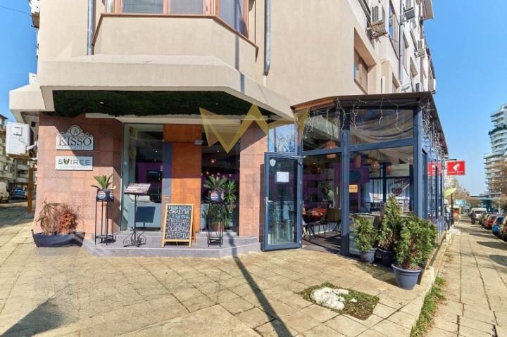 Продава ЗАВЕДЕНИЕ, гр. Бургас, Лазур, снимка 12 - Заведения - 53425088