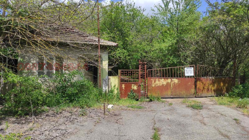 Продава ПАРЦЕЛ, с. Ломница, област Добрич