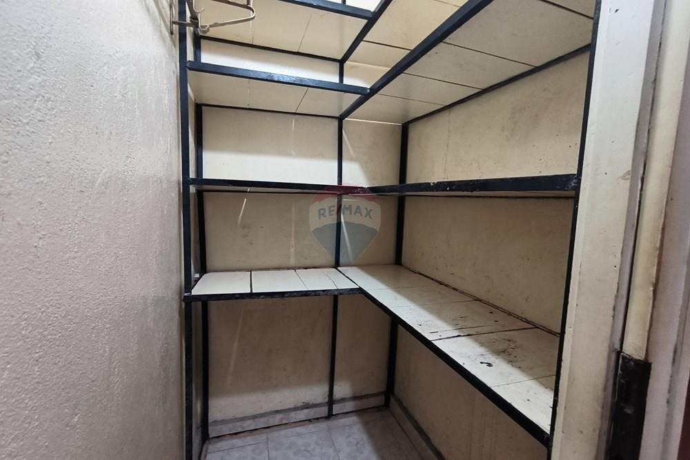 Продава МНОГОСТАЕН, гр. Бургас, Славейков, снимка 14 - Апартаменти - 53898385