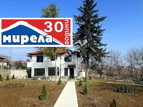 Продажба на имоти в с. Самоводене, област Велико Търново — страница 4 - изображение 12 