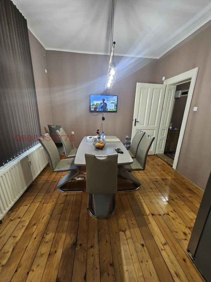 Продава 4-СТАЕН, гр. Плевен, Идеален център, снимка 3 - Апартаменти - 52783452