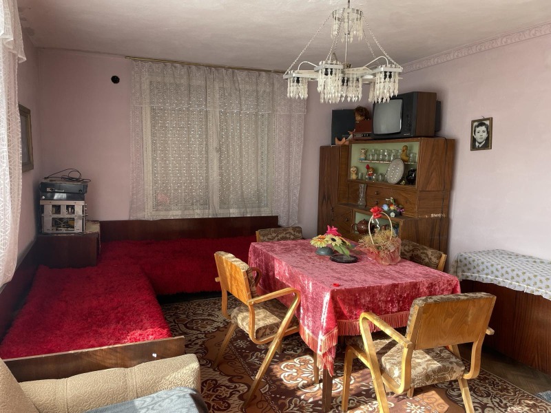 Продава  Къща област Стара Загора , с. Мирово , 160 кв.м | 92861321 - изображение [3]