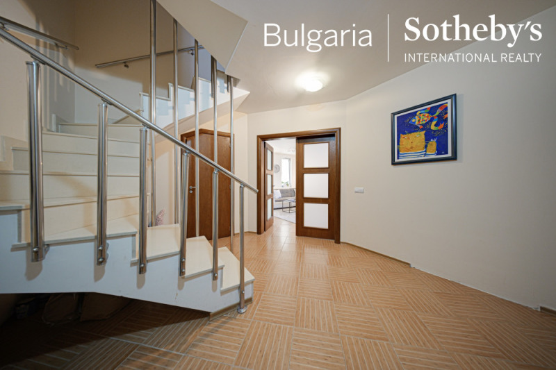 Продава  Къща град София , м-т Камбаните , 300 кв.м | 55178849 - изображение [6]