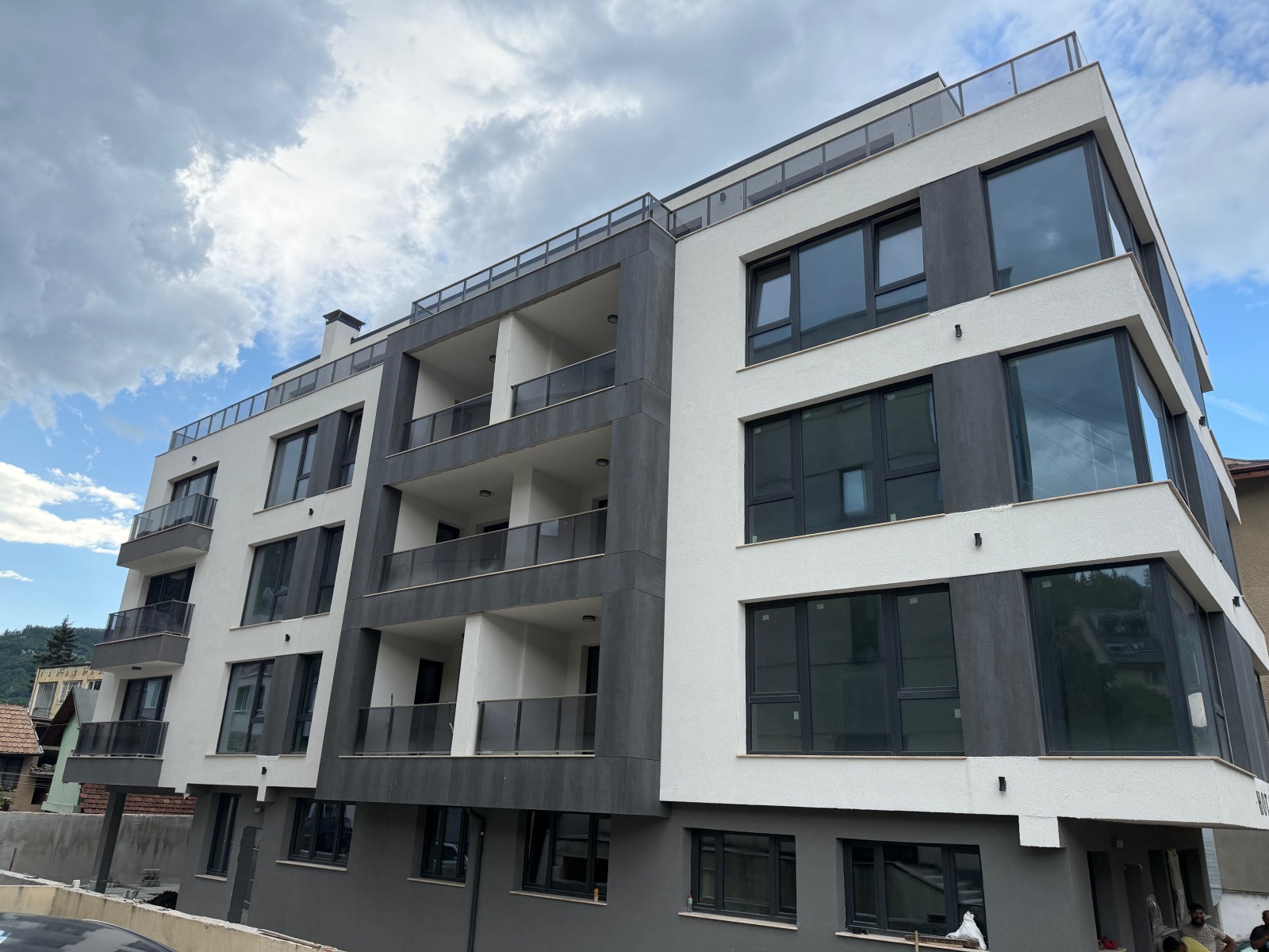 Продава 3-СТАЕН, гр. Своге, област София област, снимка 2 - Апартаменти - 54766181