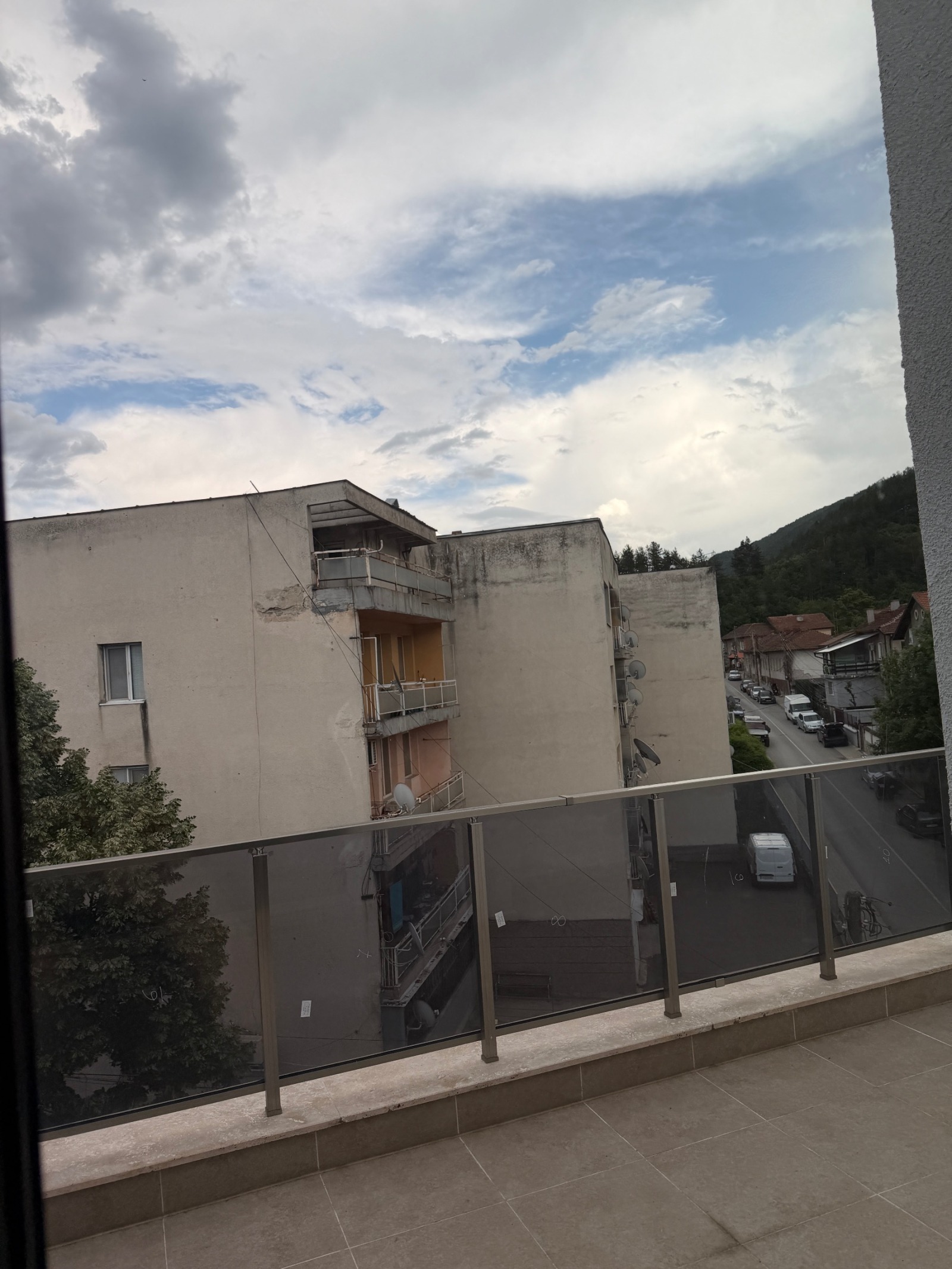Продава 3-СТАЕН, гр. Своге, област София област, снимка 13 - Апартаменти - 54766181