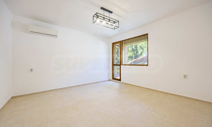 Продава КЪЩА, гр. София, с. Кокаляне, снимка 2 - Къщи - 55429834